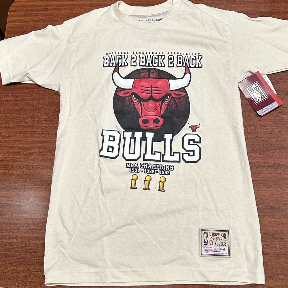 Chicago Bulls shirt